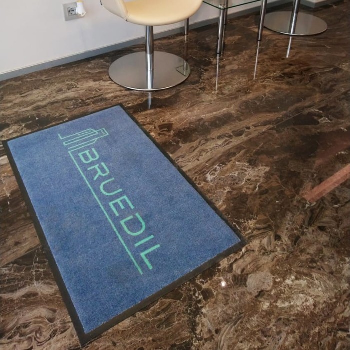 Tappeto Zerbino Asciugapassi Personalizzato con Bordo Antinciampo 115x220Cm