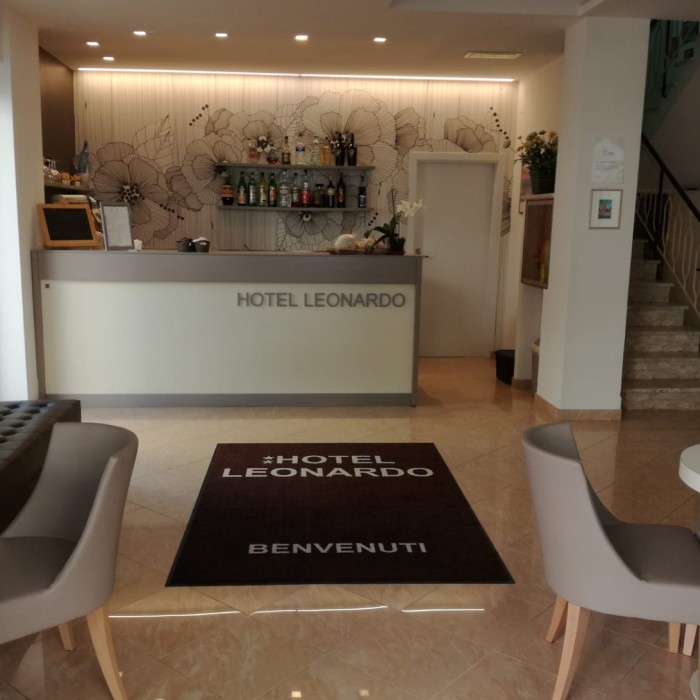 Tappeto Zerbino Asciugapassi Personalizzata con Bordo Antinciampo 150x400Cm