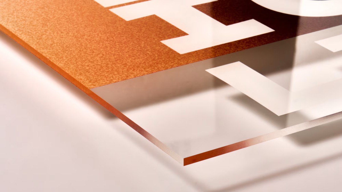 Targa Tabella Insegna Pubblicitaria su Plexiglass (Vari Spessori e Varie Misure)