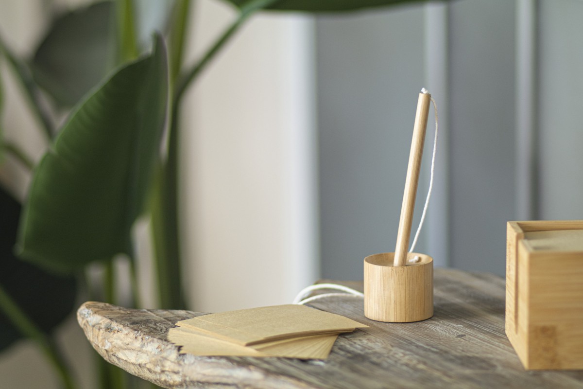 Stiloforo Reception con Penna a Sfera REPPOO in Bambù e Supporto Autoadesivo Personalizzato